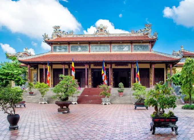 Chùa Từ Đàm – Nơi xuất phát các phong trào và tổ chức Phật giáo miền Trung